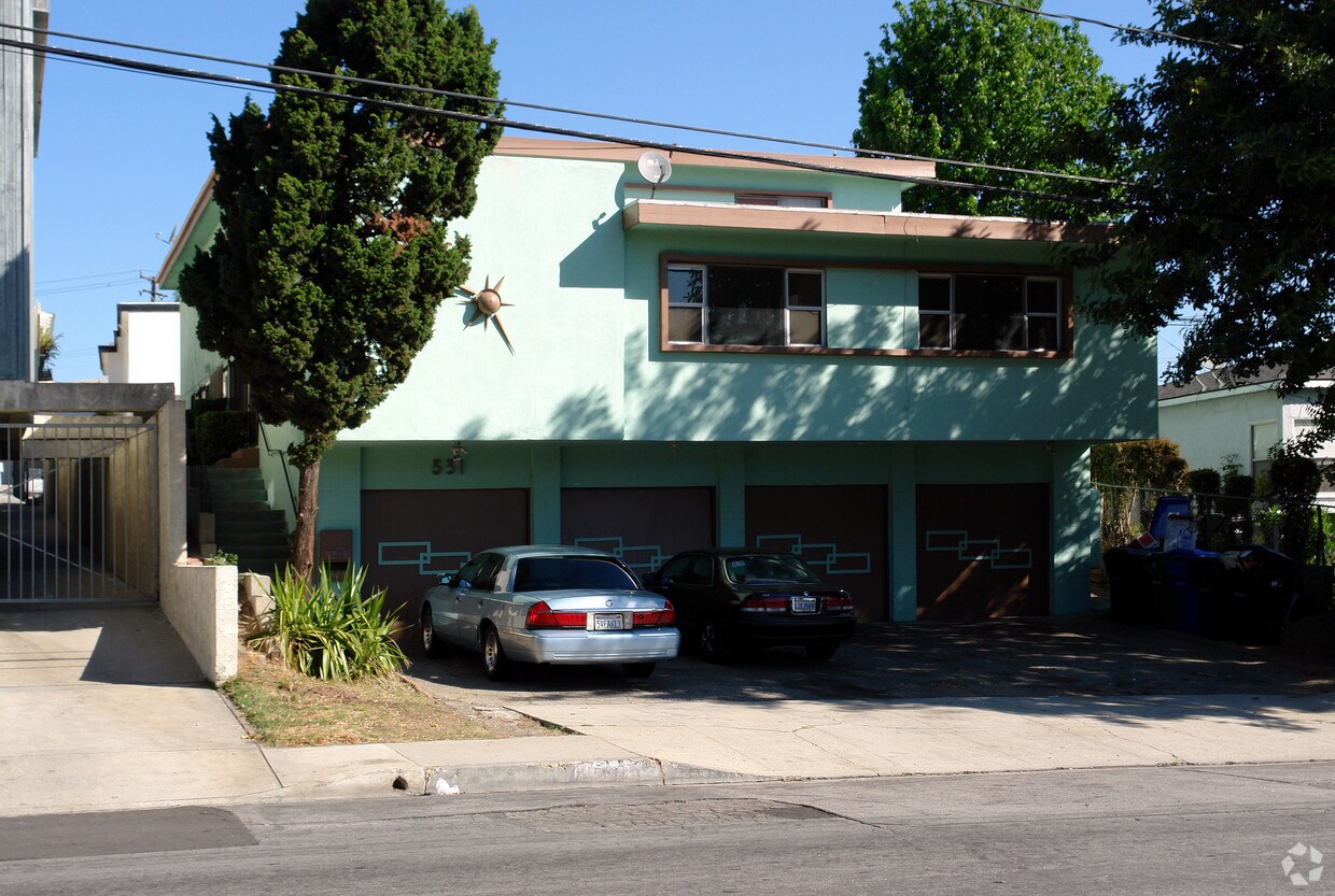 Foto del edificio - 531 Warren Ln