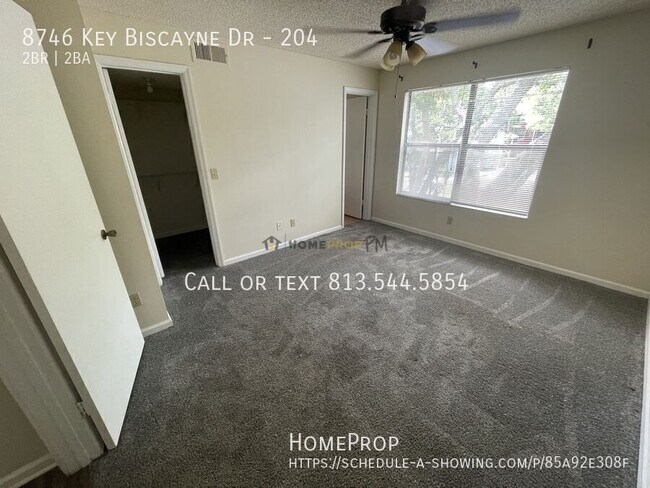 Foto del edificio - 8746 Key Biscayne Dr