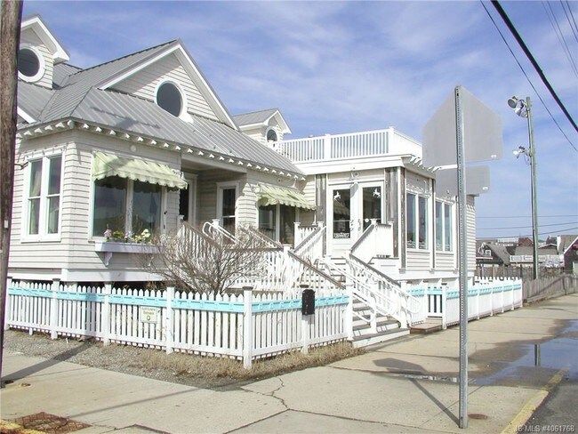 Foto del edificio - 806 N Bay Ave