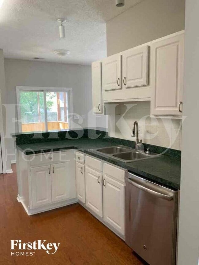 Building Photo - 591 Tribeca Ct