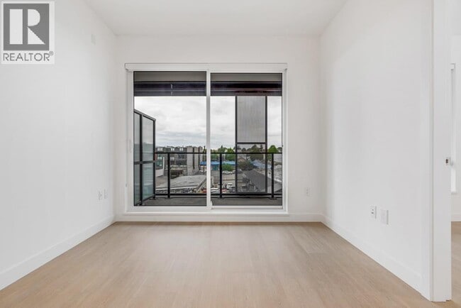 Building Photo - 8888 Osler St