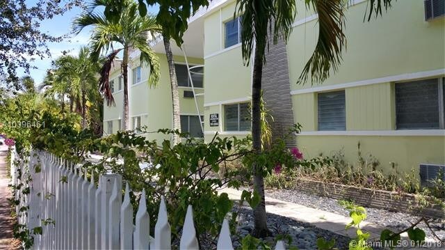 Foto del edificio - 6495 Indian Creek Dr