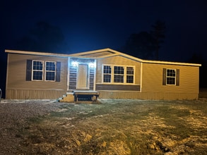 Building Photo - 2215 LA-134