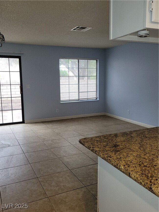 Foto del edificio - 610 Sea Pines Ln