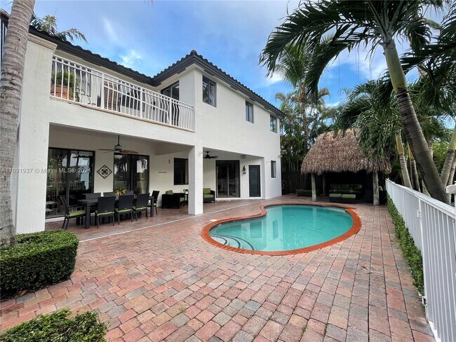 Building Photo - 6330 SW 163rd Pl