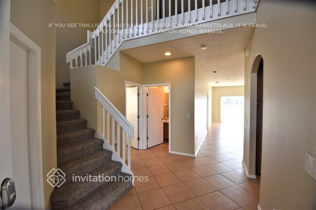 Foto del edificio - 1815 Meadow Pond Way