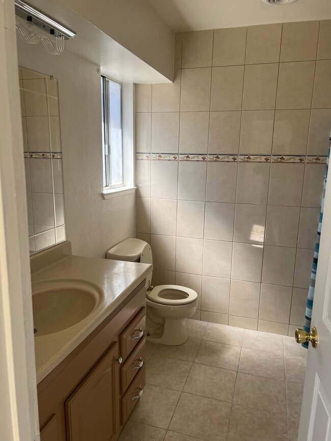 Building Photo - 217 Eula Dr