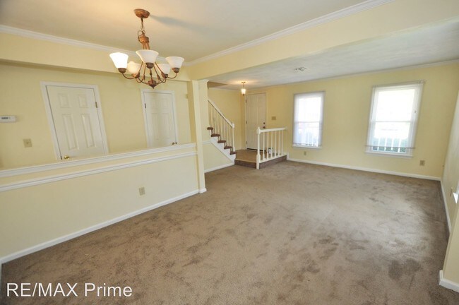 Building Photo - 3 br, 2.5 bath House - 1657 Mantane Arch