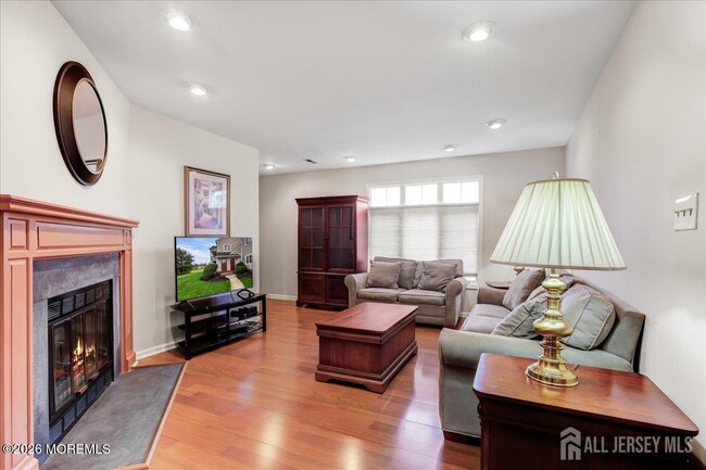 Foto del edificio - 38 Rutland Ln