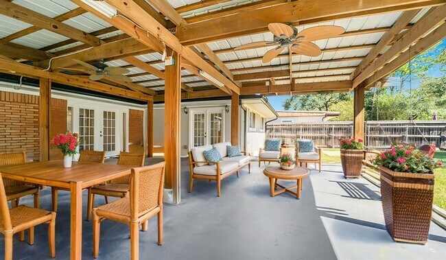 Foto del edificio - 4537 Sanford Rd