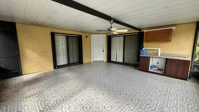 Building Photo - 4181 Turnberry Cir