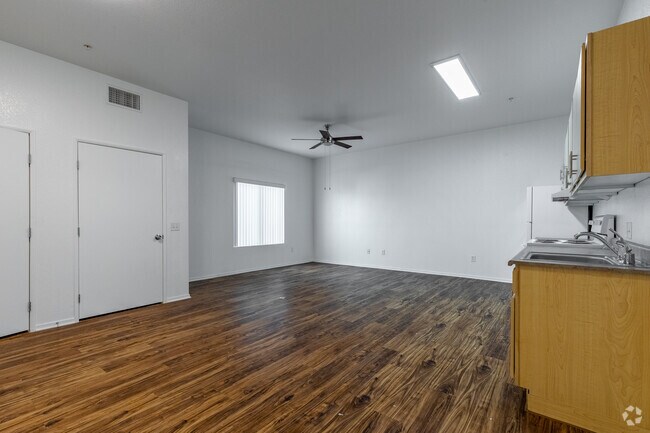 1 HAB, 1 BA - 679 ft² - College Villas - Senior Community