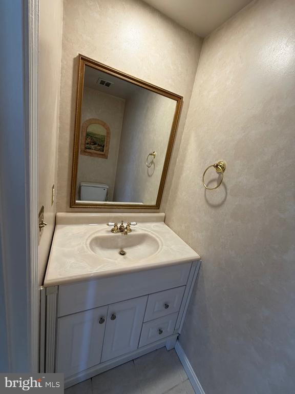 Building Photo - 2998 Covington St