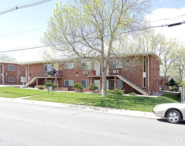 Building Photo - 5321 S Delaware St