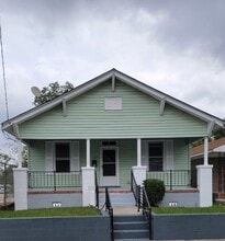 Building Photo - 615 S 11th St