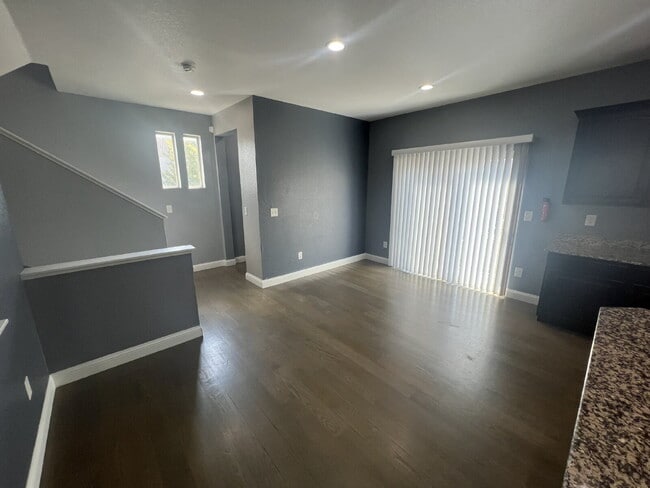 Building Photo - 5027 Andes Way