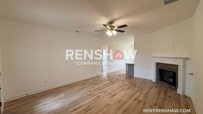 Foto del edificio - 6522 John Hamilton Wy E