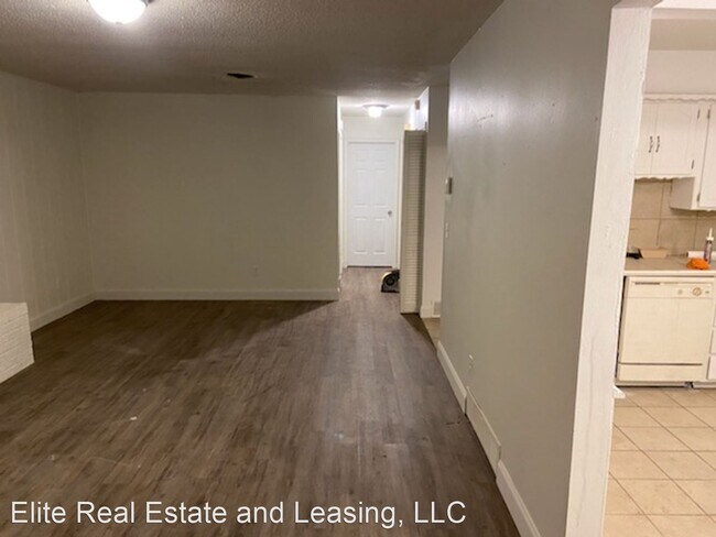 Building Photo - 3 br, 1.5 bath House - 801 HAMPTON DRIVE