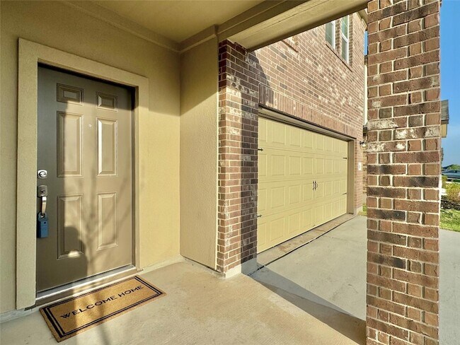 Building Photo - 1316 Acorn Oak Dr