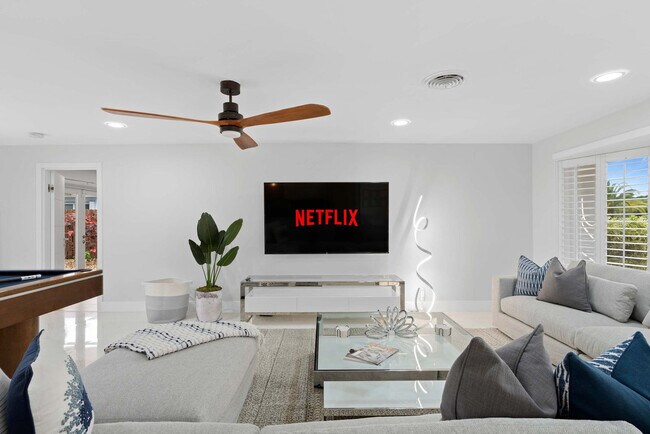 Foto del edificio - 4710 NE 27th Ave