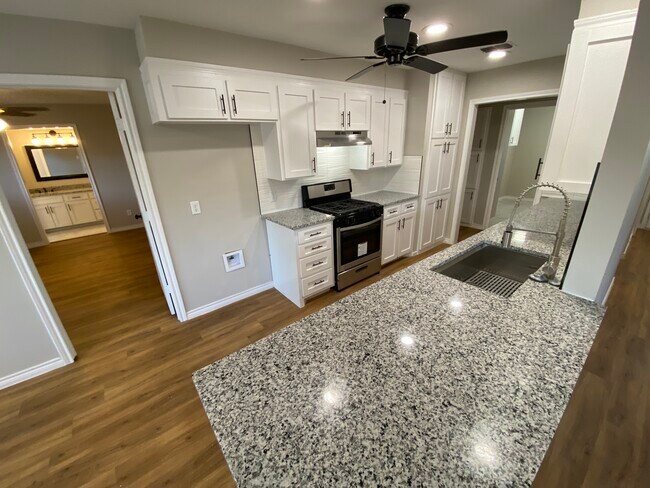 Foto del edificio - 3213 91st St