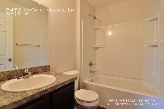Building Photo - 8462 McGirts Village Ln