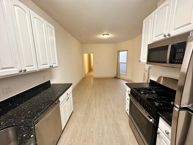 Foto del edificio - 1242-1244 Howard St