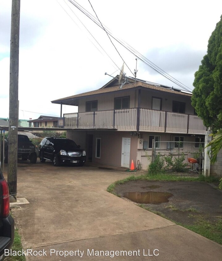 Primary Photo - 1008 Hoihoi Ave