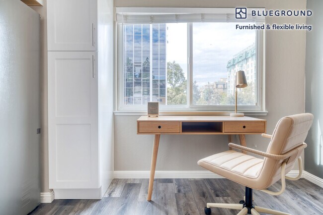 Foto del edificio - 710 Laurel Ave