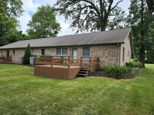 Building Photo - 711 S Morrison Rd