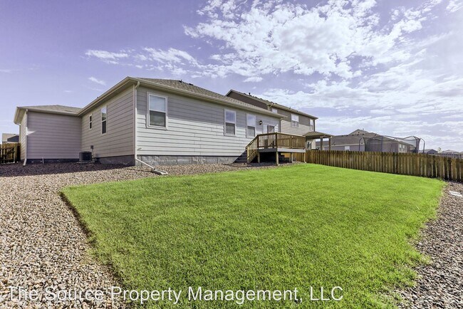 Building Photo - 3 br, 2.5 bath House - 928 Charlton Dr