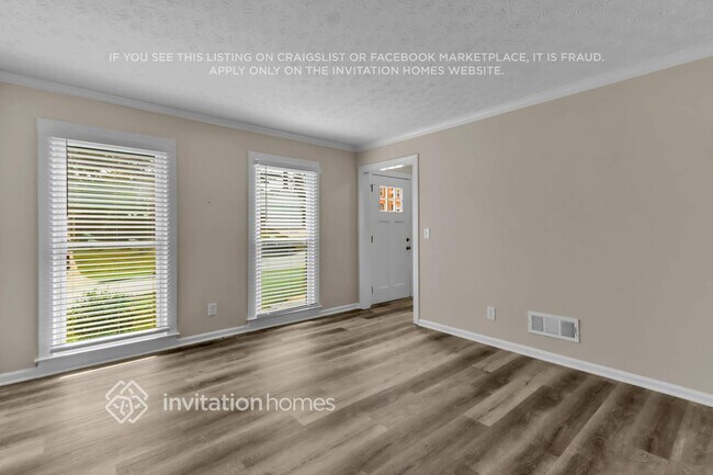 Building Photo - 6412 Phillips Pl