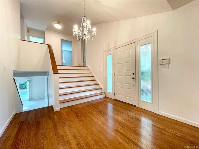 Foto del edificio - 152 Rock Creek Ln