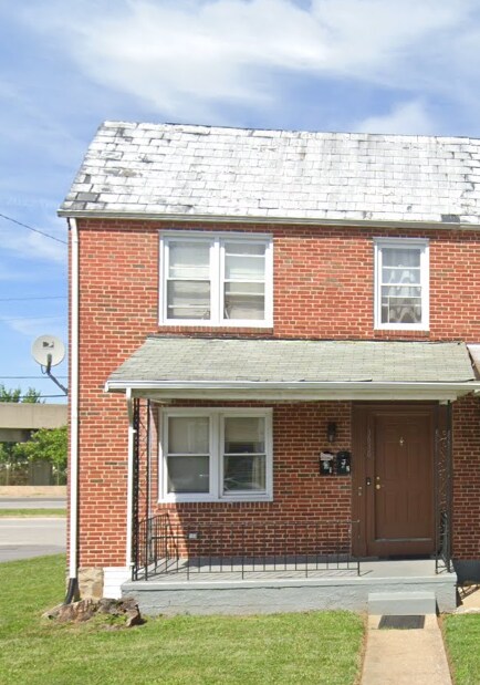 Primary Photo - 3636 Columbus Dr