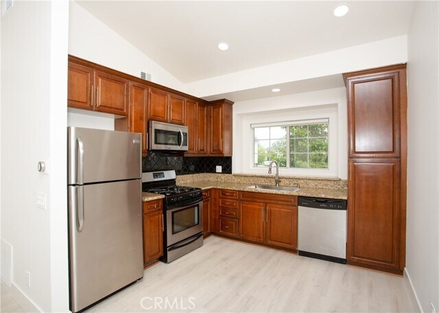 Foto del edificio - 23412 Pacific Park Dr