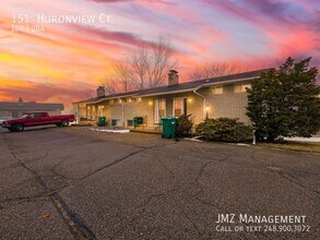 Building Photo - 151 Huronview Ct