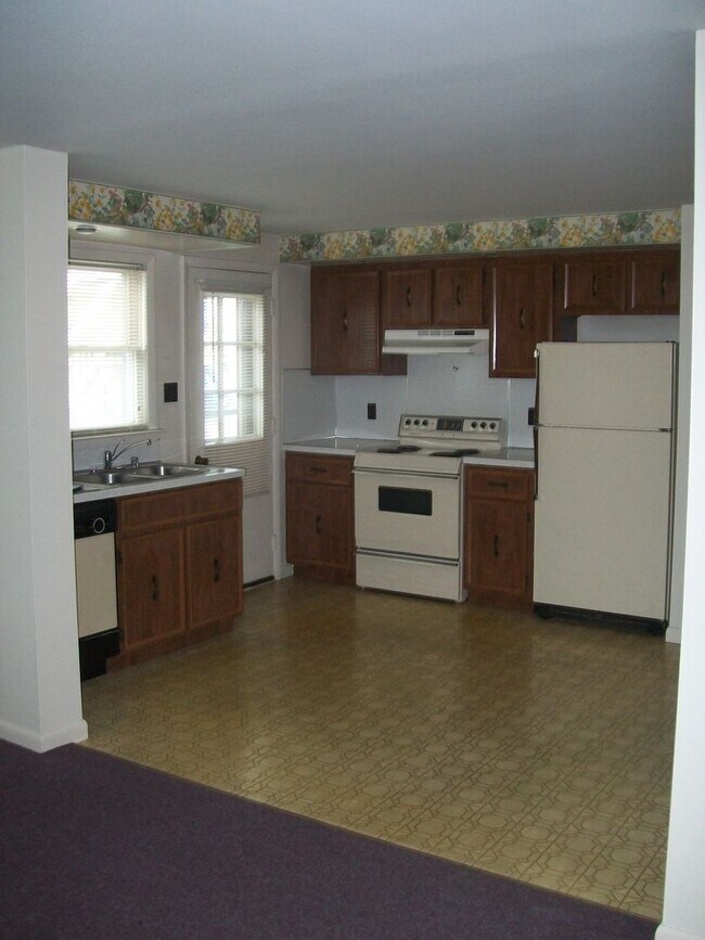 Foto del edificio - 163-165 Fairview Ave.