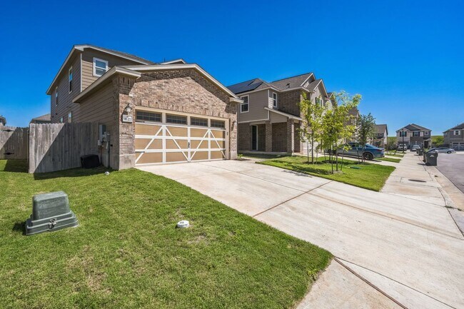Building Photo - 1127 Aronia Ln