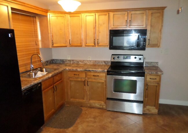Building Photo - 7502 Elnora Ave