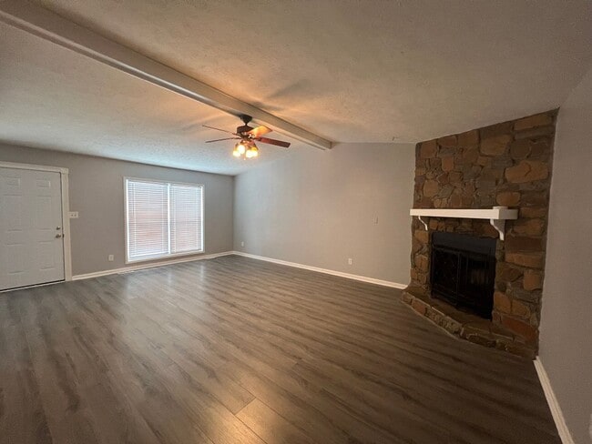 Building Photo - 7117 San Juan Dr