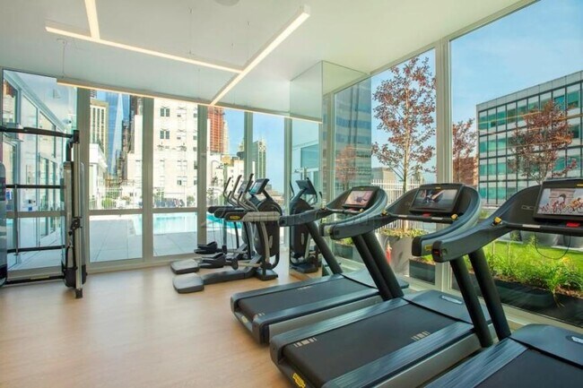 Foto del edificio - 3 bedroom in Manhattan NY 10038
