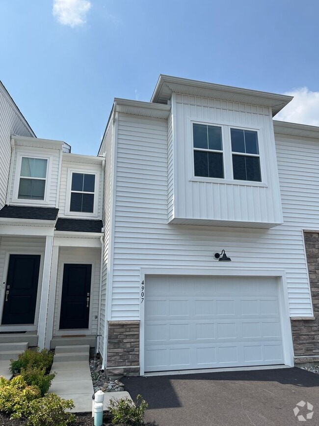 Building Photo - 4907 Brookside Ct