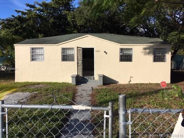Foto principal - 1081 NW 61st St