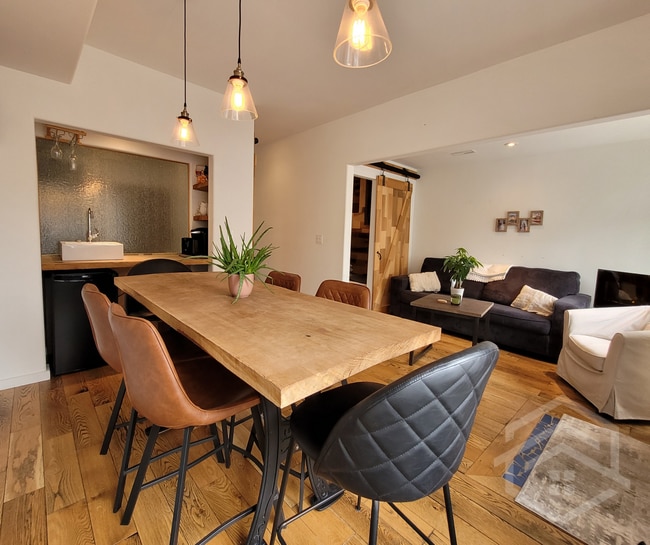 Photo du bâtiment - Renovated 1-Bedroom in Otterville!!