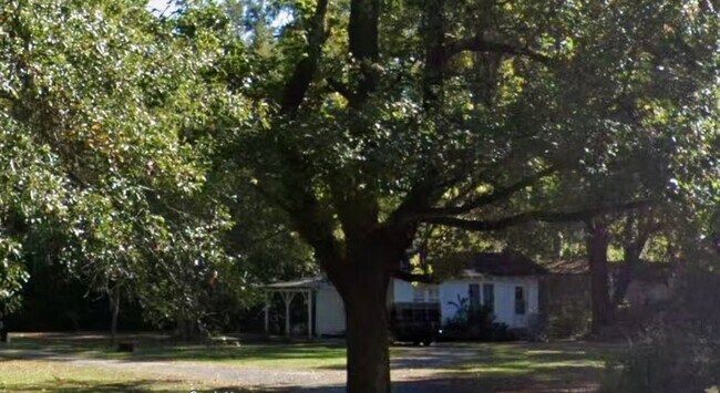 Foto del edificio - 6077 Cypress St