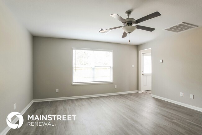 Building Photo - 27084 Leonardo Dr