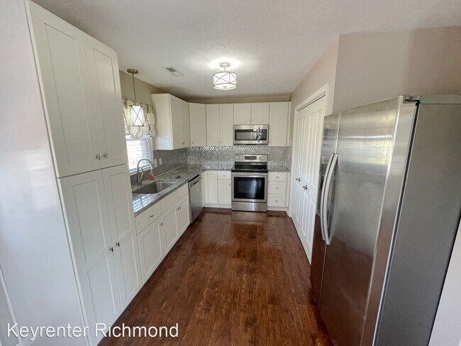 Foto del edificio - 3 br, 2 bath House - 6384 Mary Esther Ln
