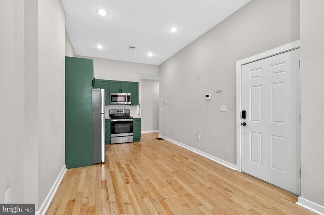 Foto del edificio - 2234 Master St