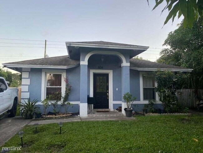 Building Photo - 3 br, 2 bath House - 5134 Norma Elaine Rd