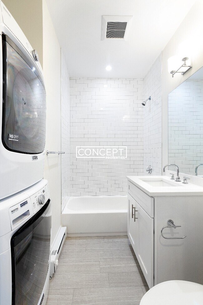 Foto del edificio - 1898 Washington St